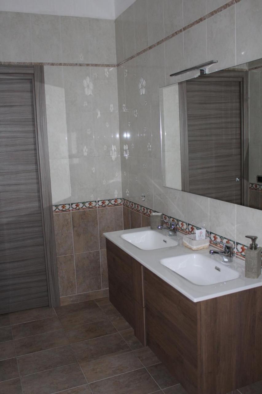 Luca'S House Bed & Breakfast Giovinazzo Luaran gambar